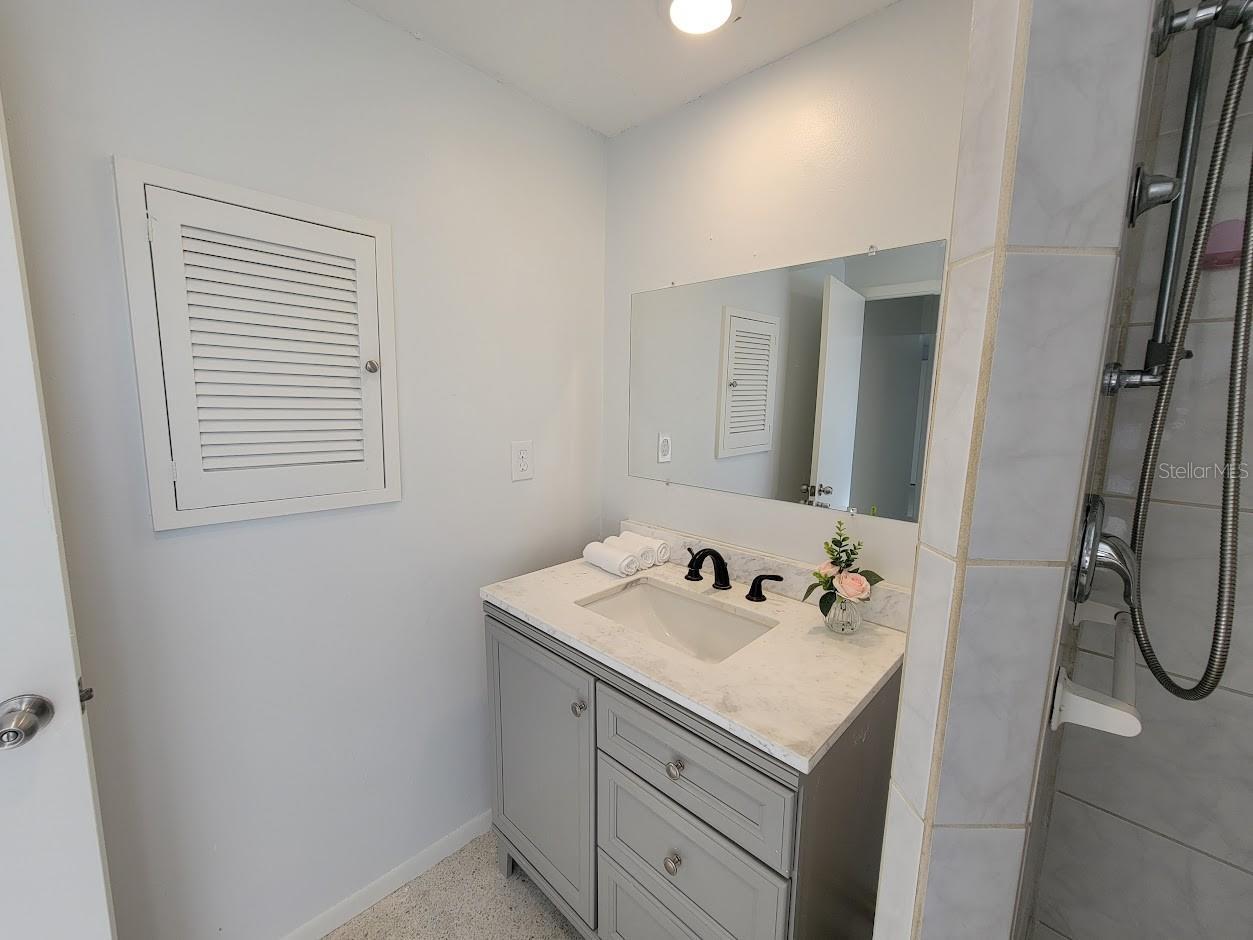 VENICE EAST 4TH ADD - Residential