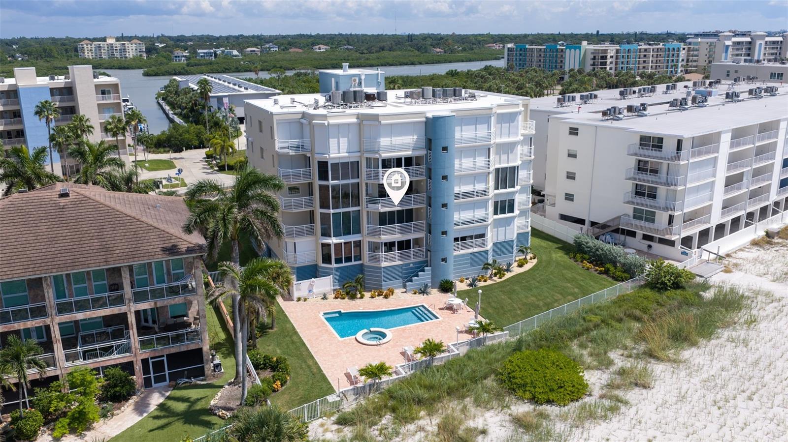 19616 GULF BOULEVARD 302