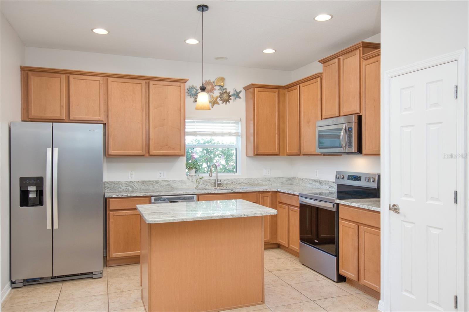 GROVELAND WATERSIDE POINTE PH 01 - Residential