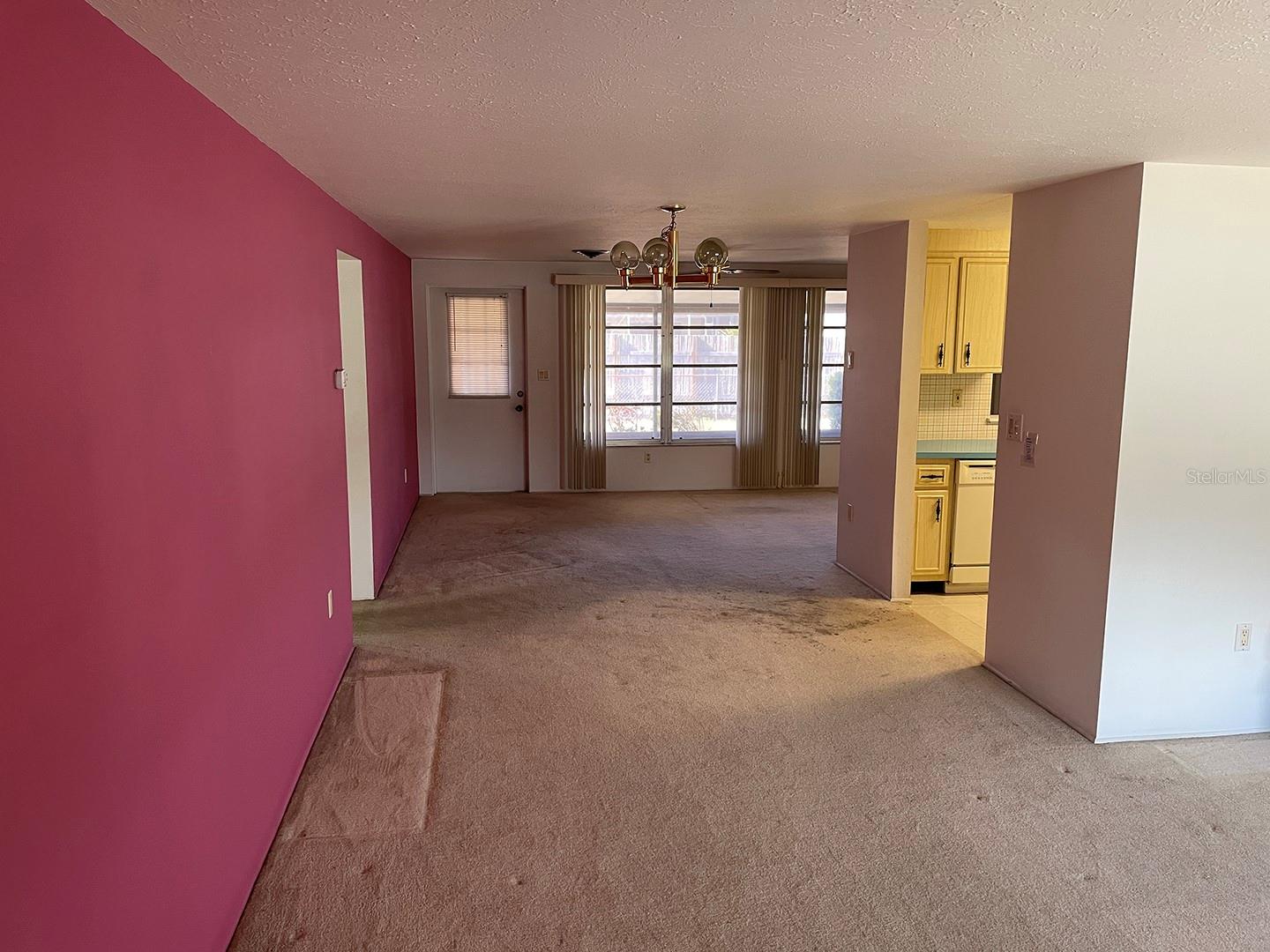 SOUTH VENICE - Residential