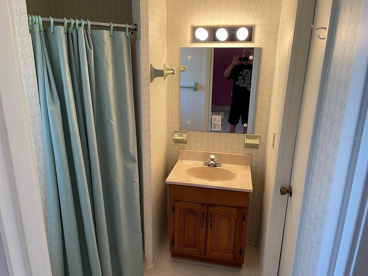 SOUTH VENICE - Residential