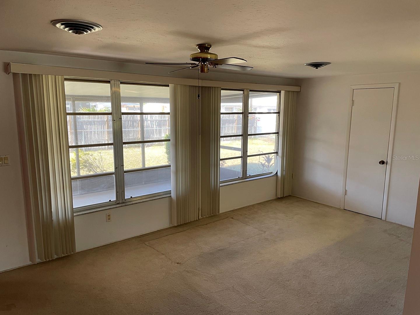 SOUTH VENICE - Residential