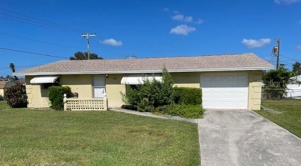 Photo of 1040 Jamaica Road, Venice, FL 34293 (MLS # A4671763)
