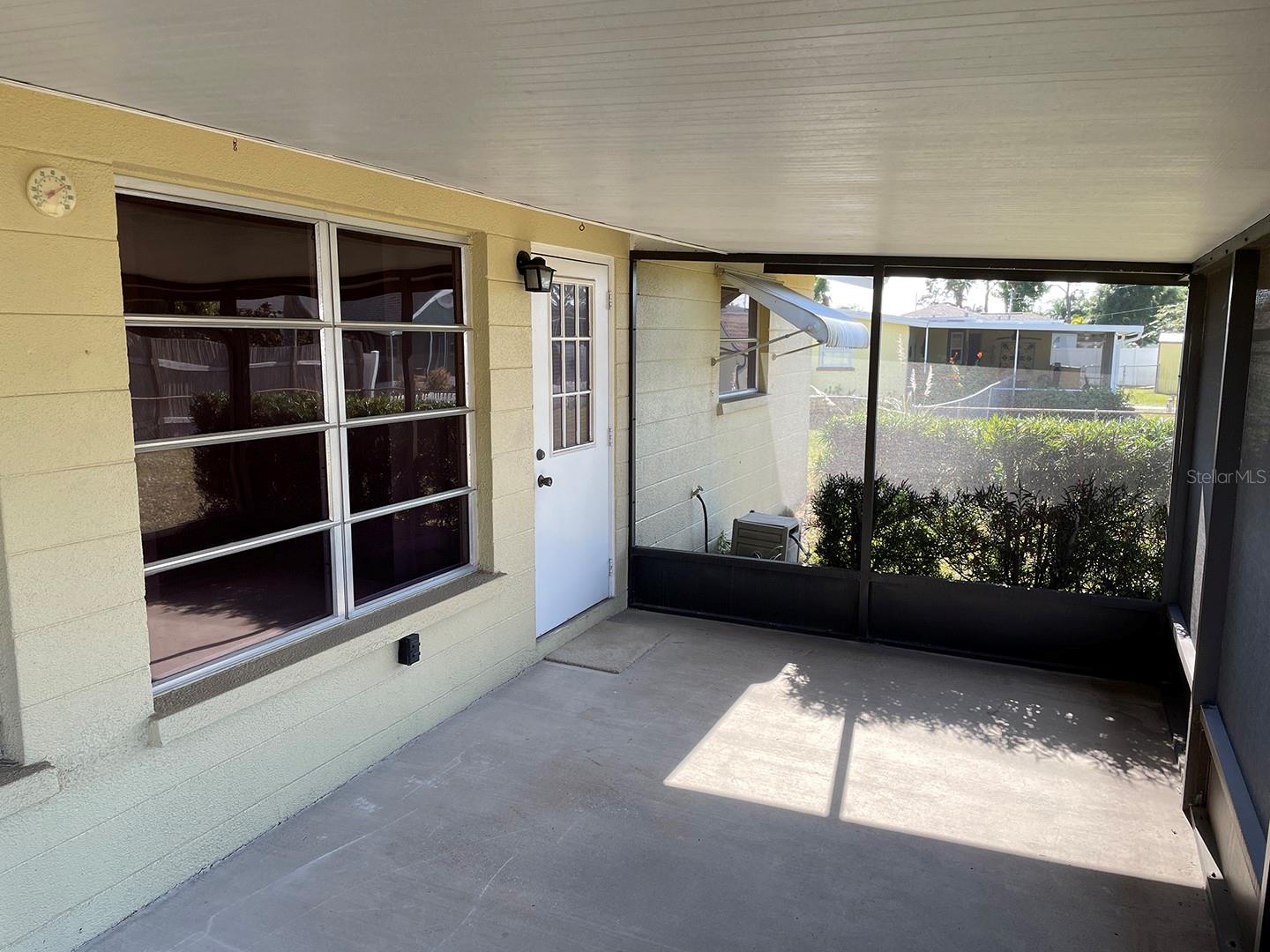 SOUTH VENICE - Residential