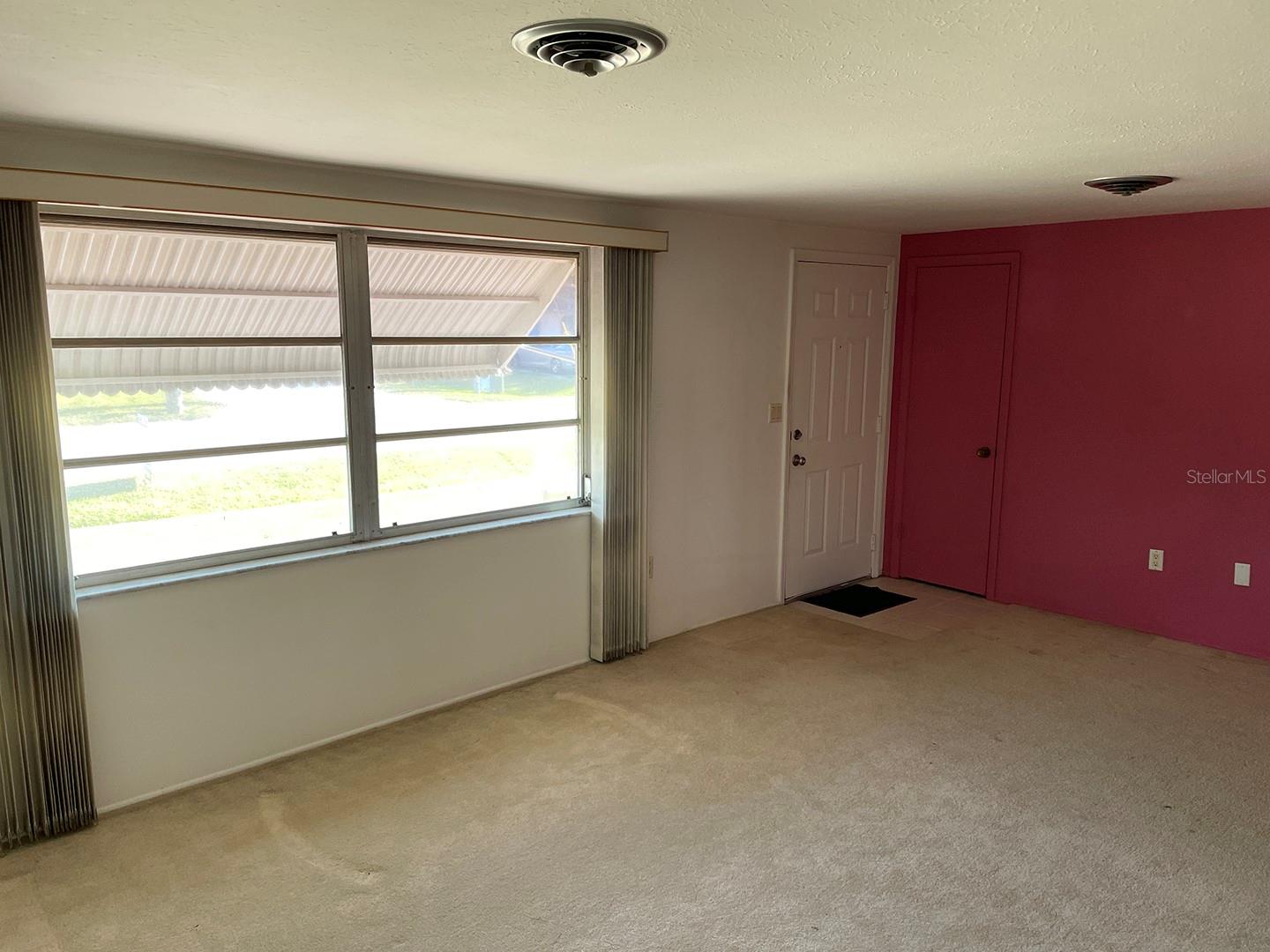 SOUTH VENICE - Residential