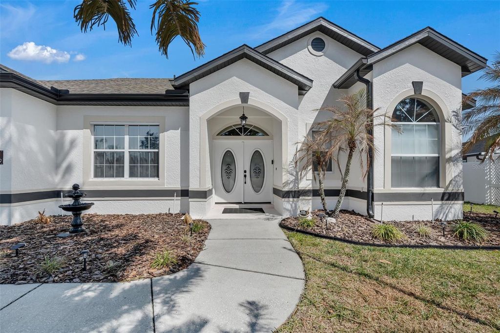 Photo of 1079 Via Bianca Drive, Davenport, FL 33896 (MLS # S5144625)