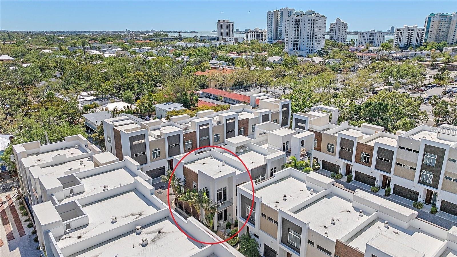 232 COSMOPOLITAN COURT