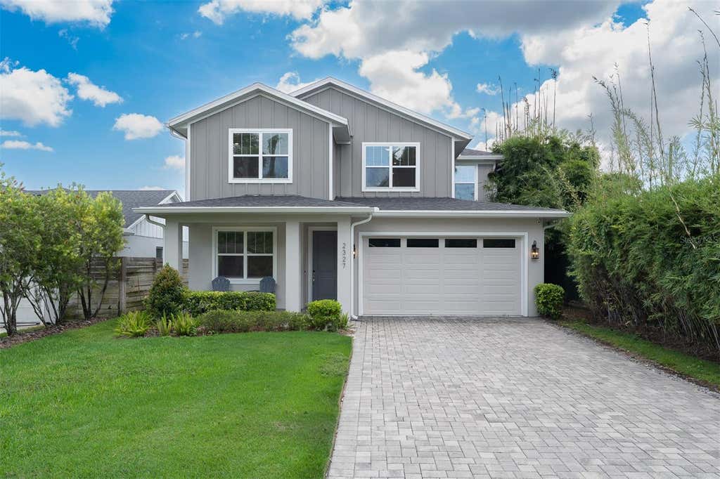 Photo of 2327 S Shine Avenue, Orlando, FL 32806 (MLS # O6434936)