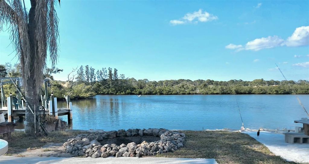 Photo of 517 Ravenna Street N, Nokomis, FL 34275 (MLS # N6142793)