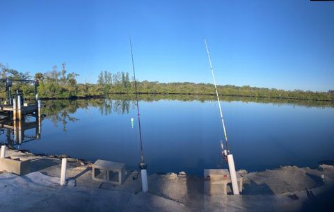 517 RAVENNA STREET N NOKOMIS FL 34275