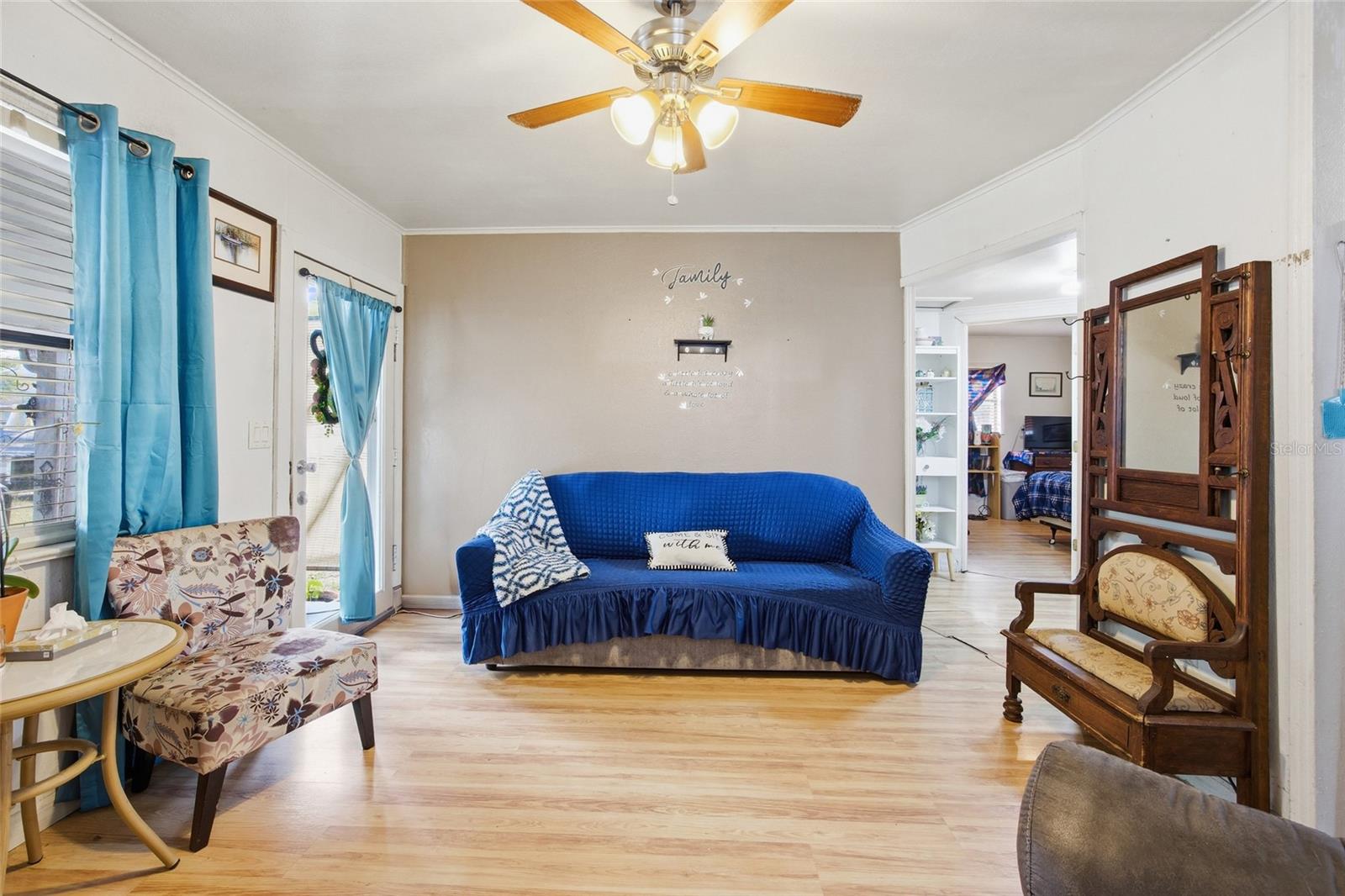 OAK LEVEL HEIGHTS - Residential