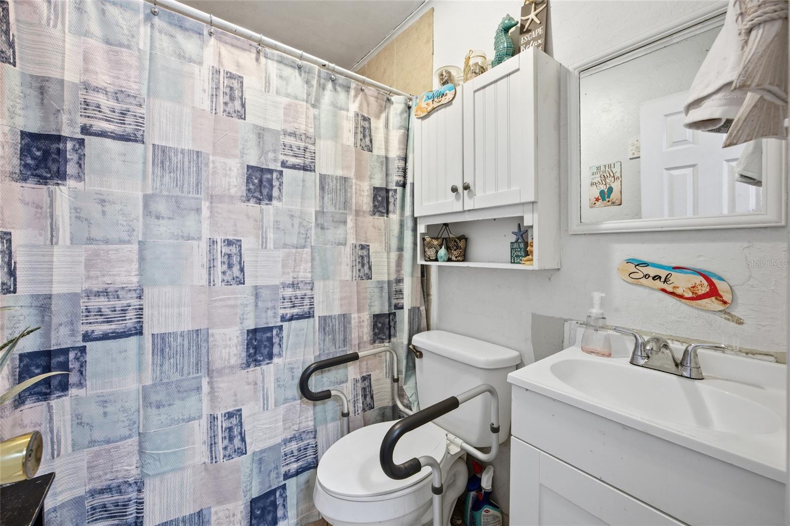 OAK LEVEL HEIGHTS - Residential