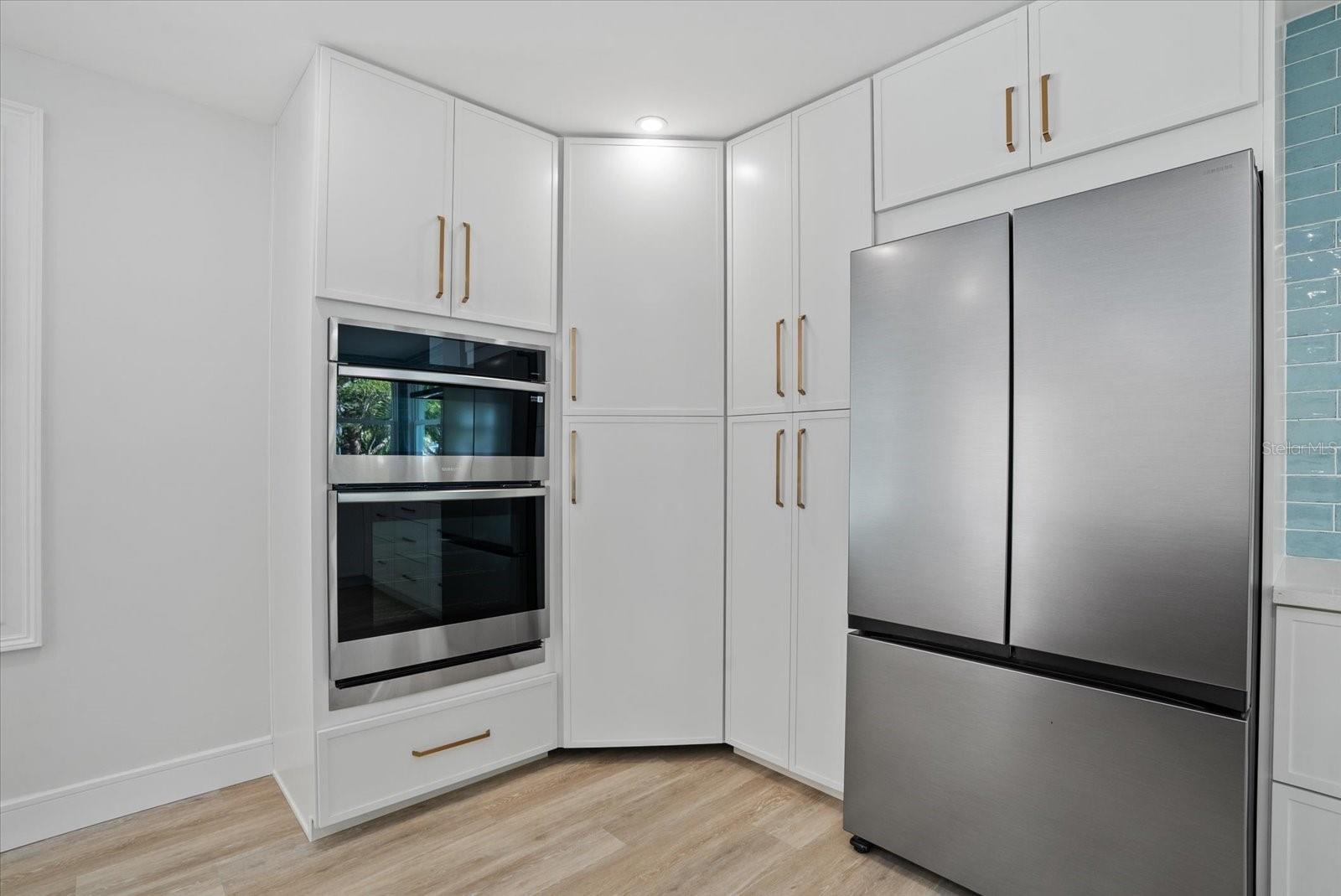 GROVE LAWN REPLAT - Residential