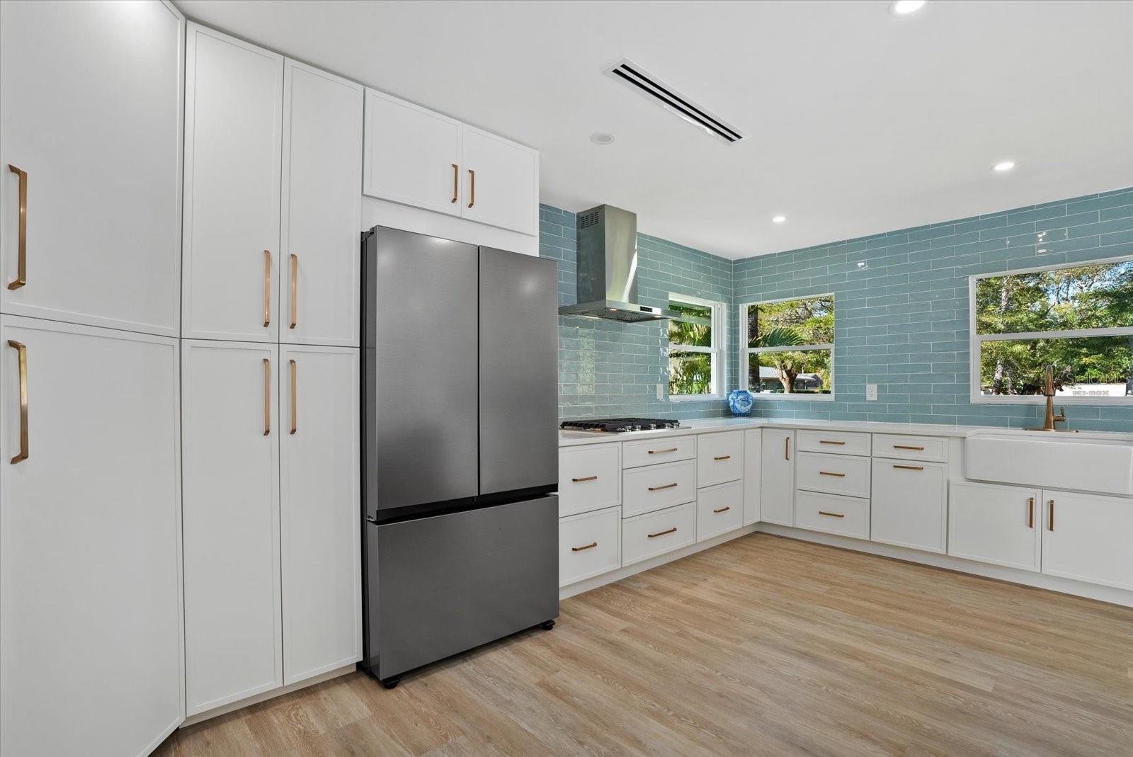 GROVE LAWN REPLAT - Residential