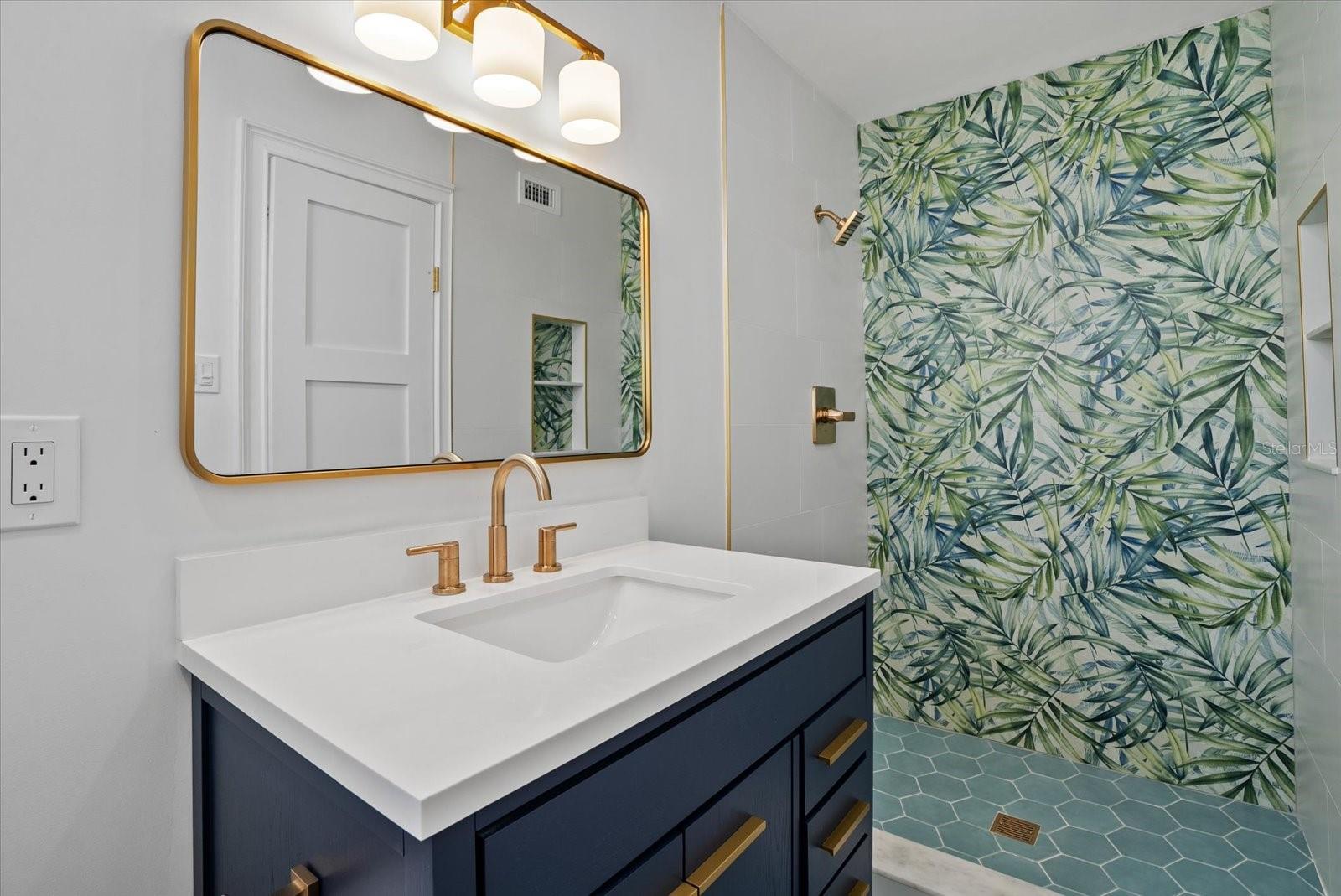 GROVE LAWN REPLAT - Residential