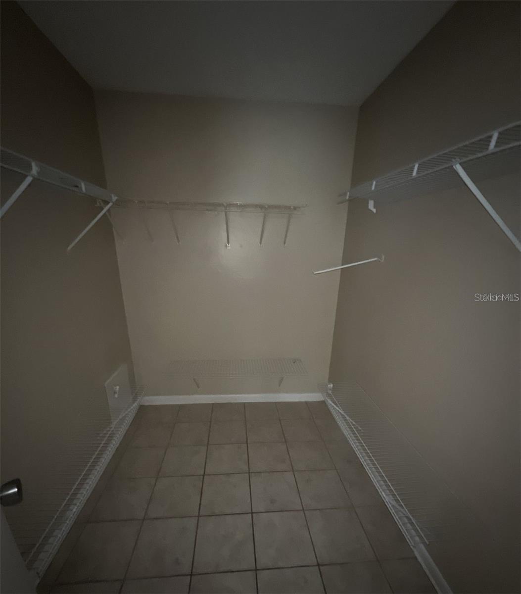 MARION OAKS UN #2 - Residential Lease