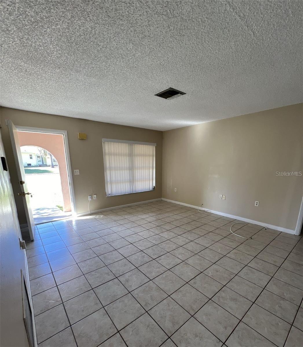 MARION OAKS UN #2 - Residential Lease