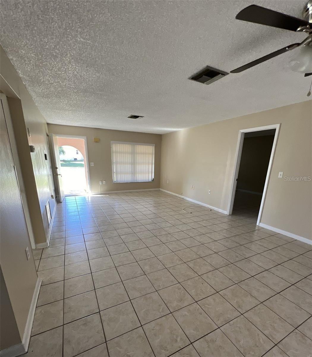 MARION OAKS UN #2 - Residential Lease