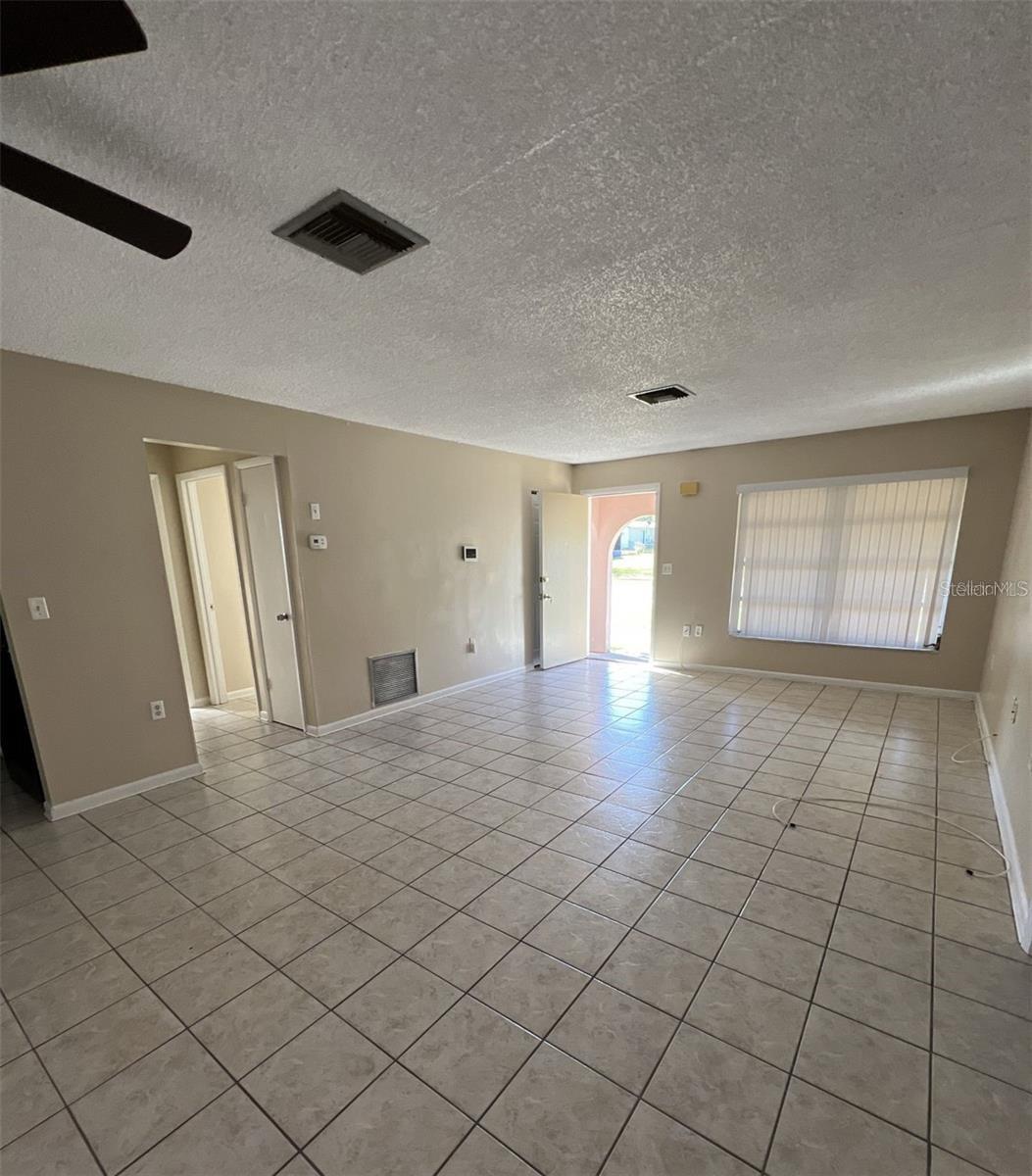 MARION OAKS UN #2 - Residential Lease