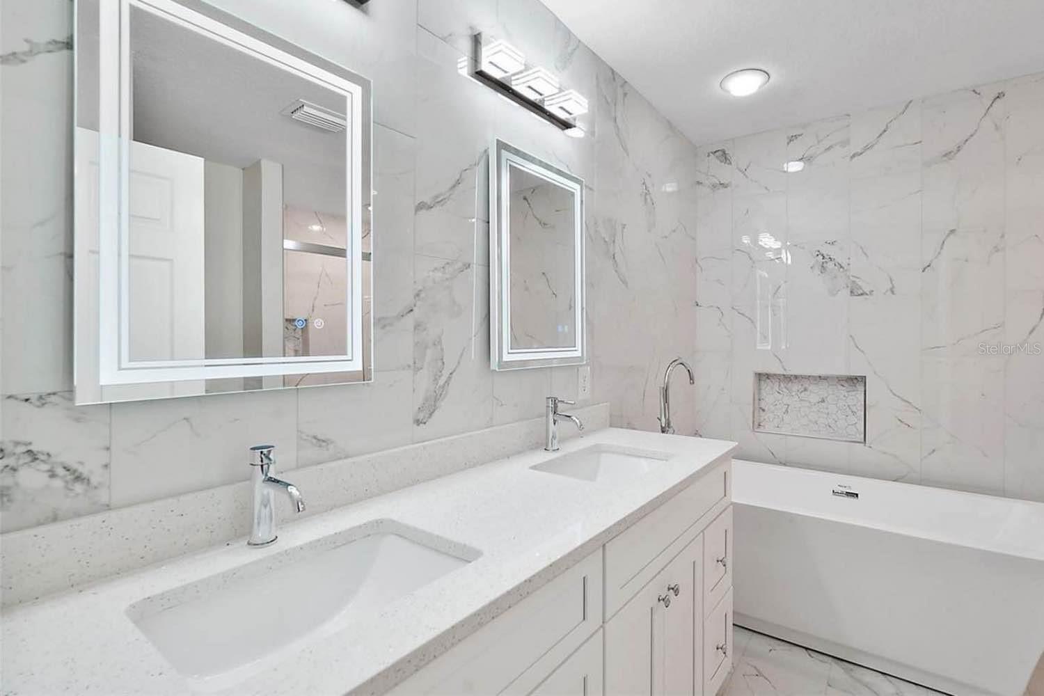 SILVER SPGS SHORES UN 24 - Residential