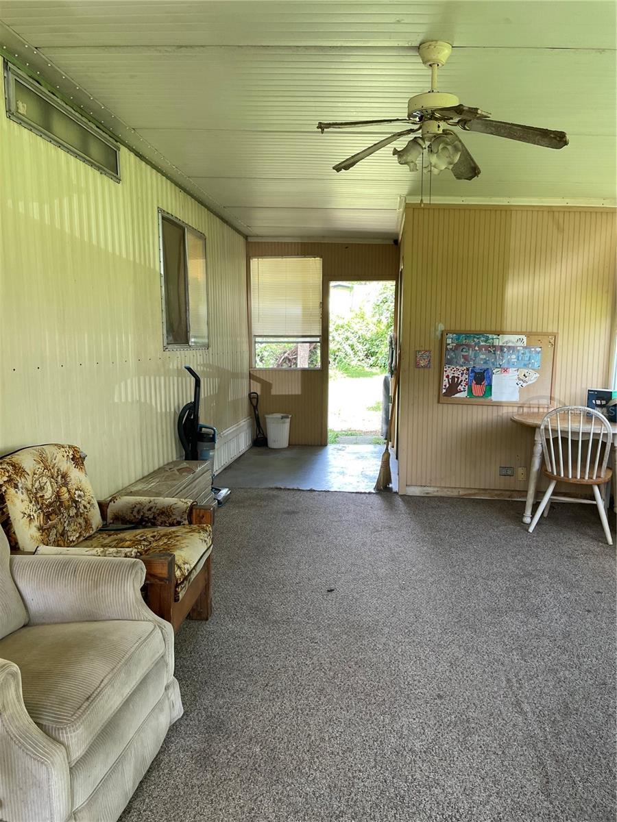 SILVER SPGS VILLAGE - Residential