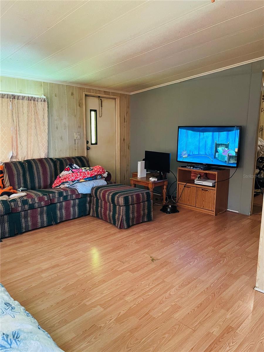 SILVER SPGS VILLAGE - Residential