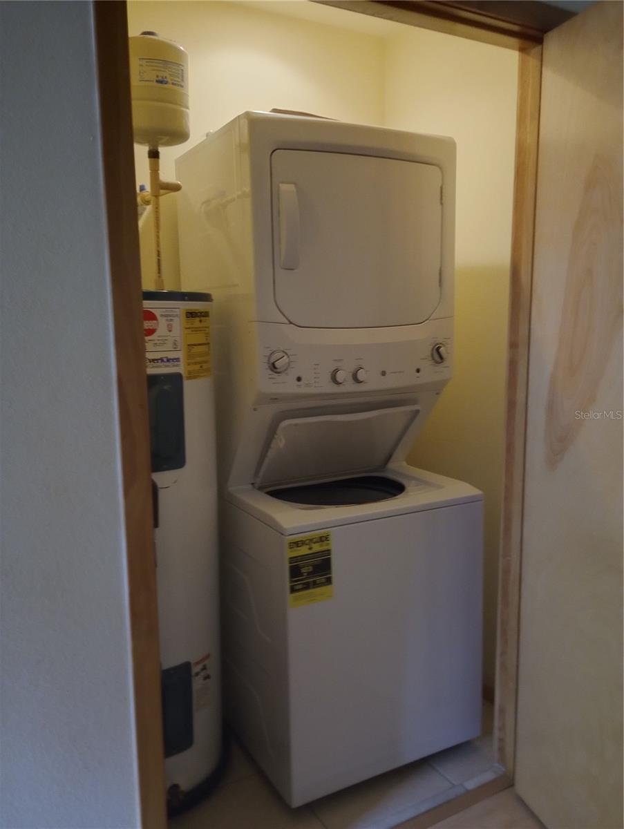 RESIDENCES/EUROPEAN VILLAGE - Residential