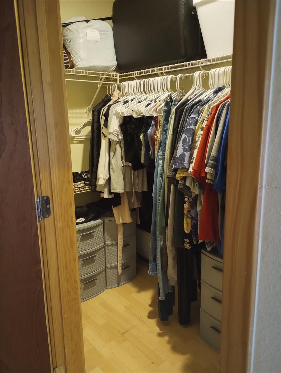 RESIDENCES/EUROPEAN VILLAGE - Residential