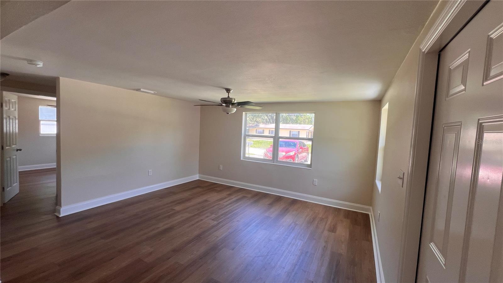 LAKE PALMS SEC 2 - Residential Income