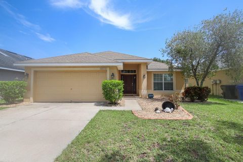 A home in WIMAUMA