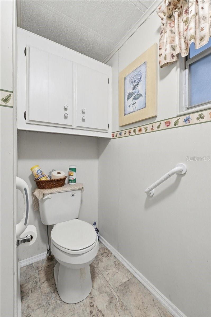 OAKWOOD ESTATES - Residential