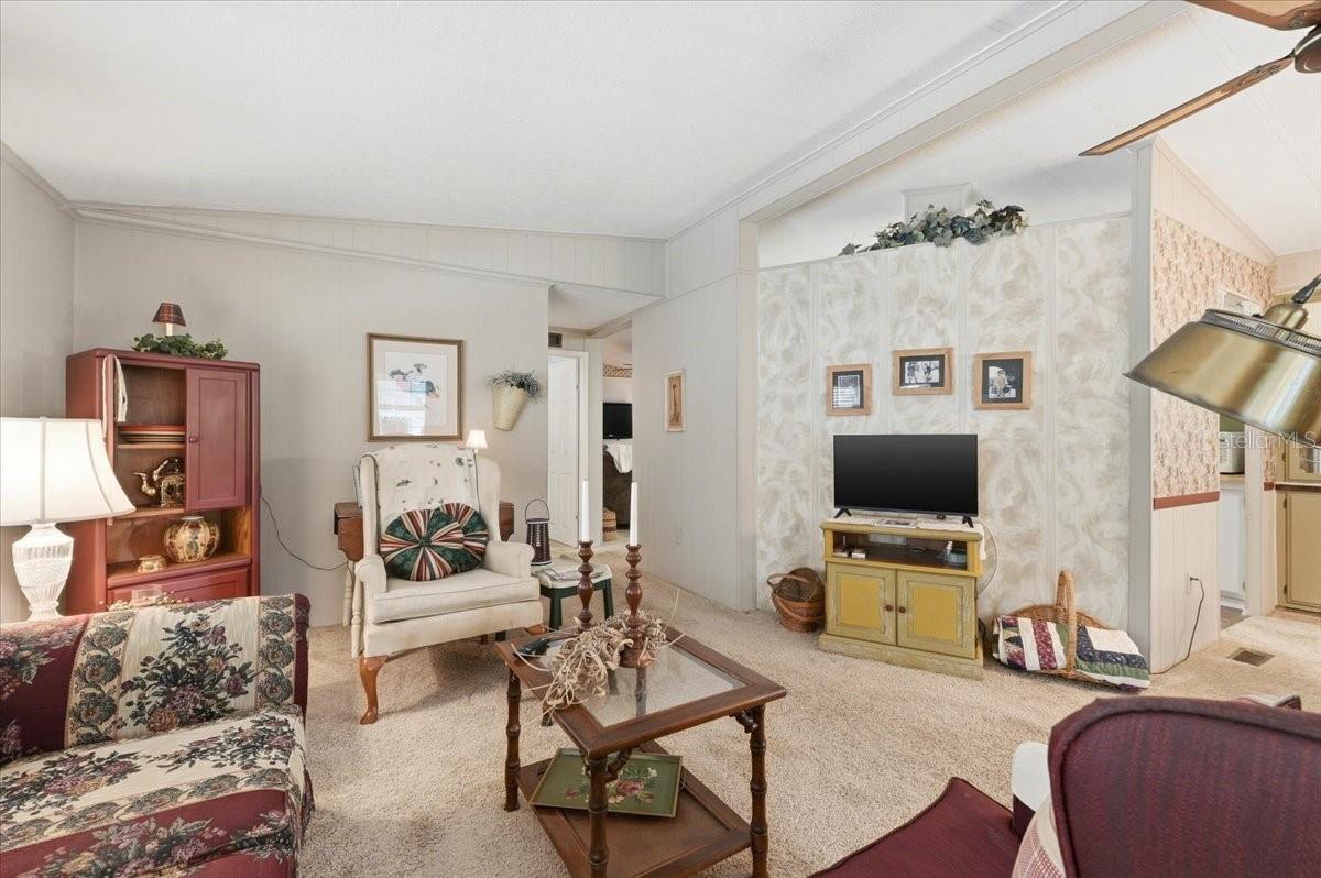 OAKWOOD ESTATES - Residential