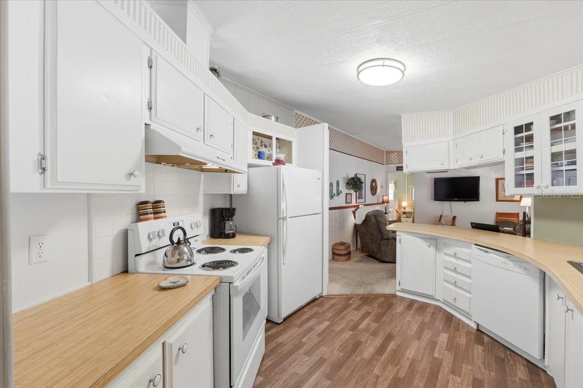 OAKWOOD ESTATES - Residential