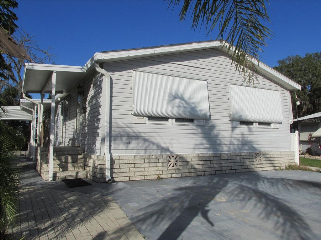 Photo of 11 Grey Fox Lane, Lake Wales, FL 33898 (MLS # K4903108)