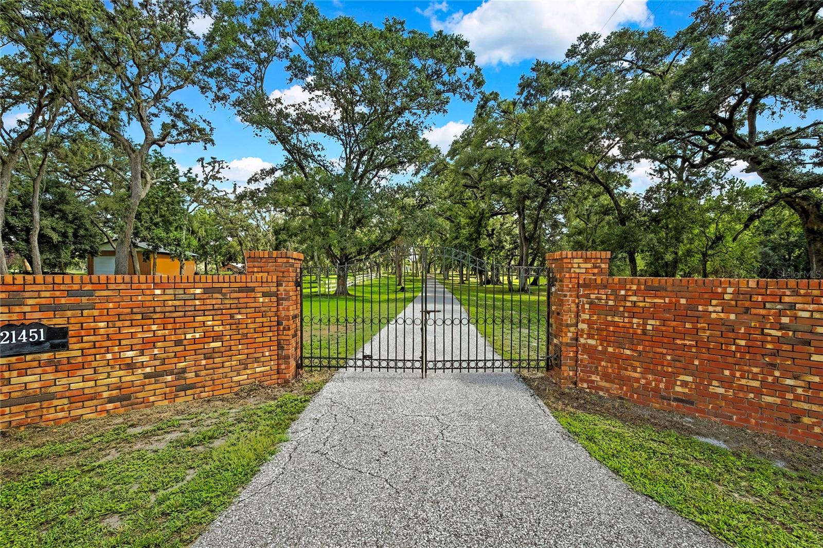 ACREAGE - Residential