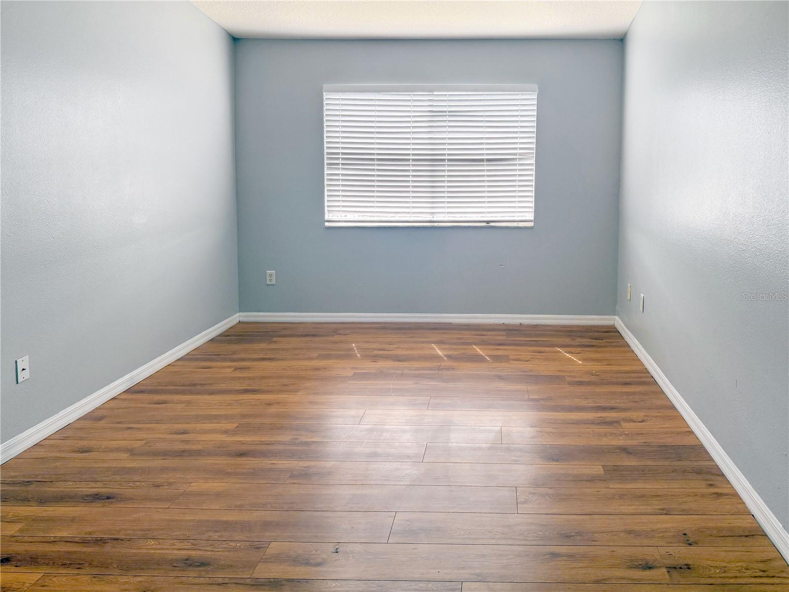 ISLAND CLUB WEST - PH 2 - Residential Lease