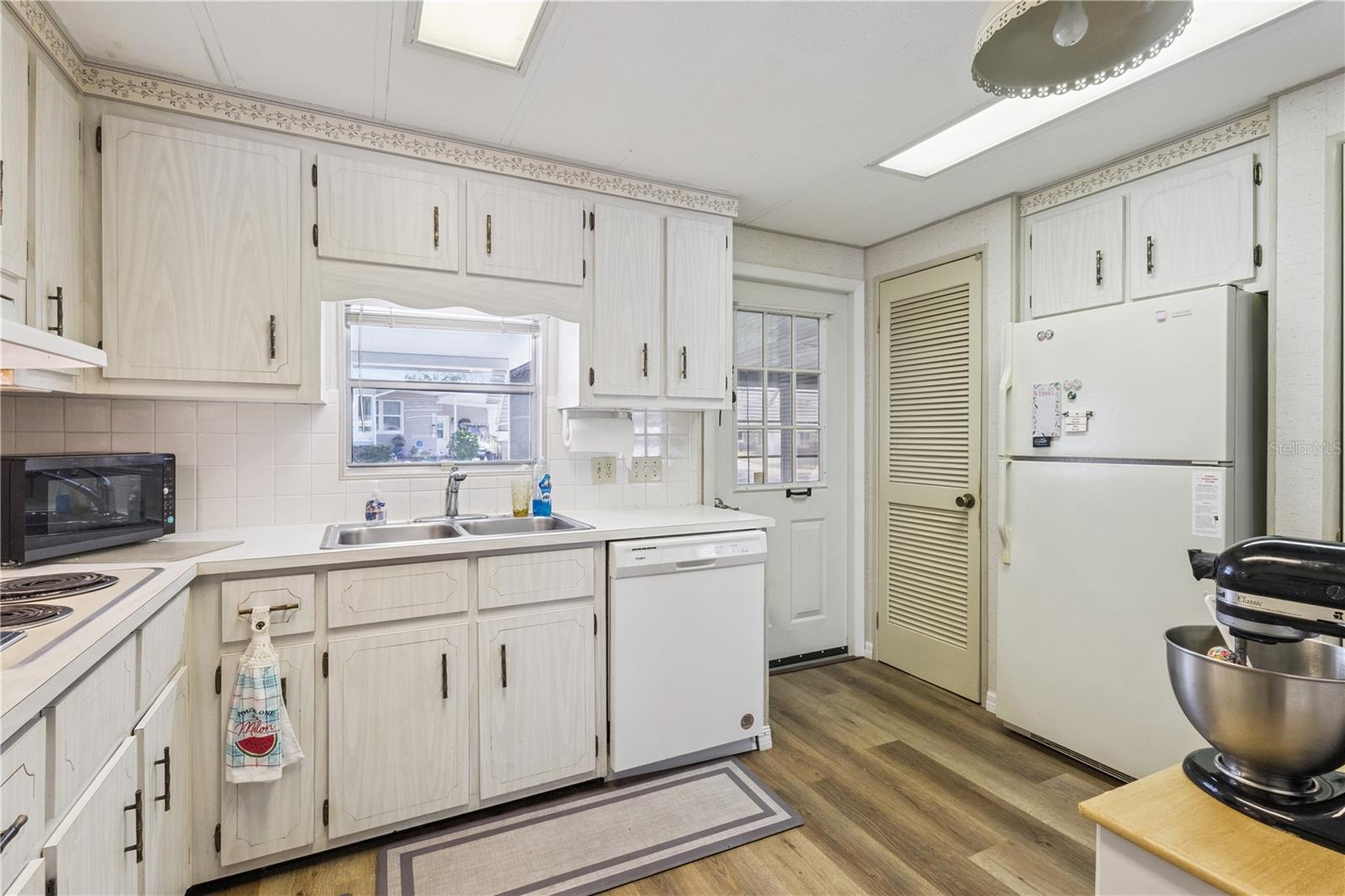 HAWTHORNE AT LEESBURG A COOPERATIVE UNIT - Residential