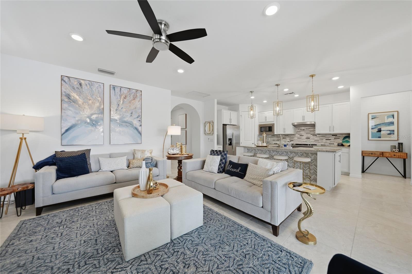 ISLANDWALK/THE WEST VLGS PH 5 - Residential