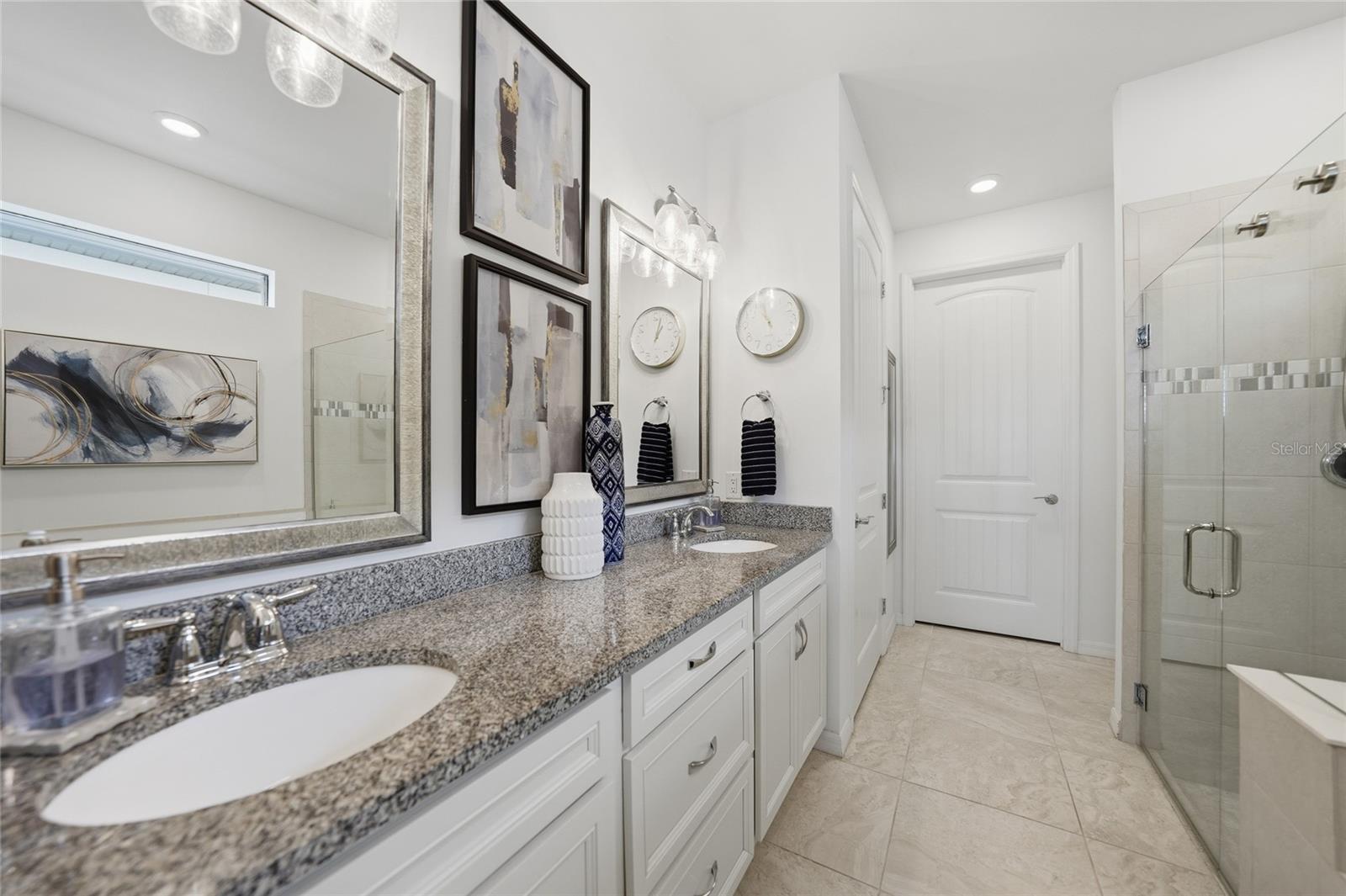 ISLANDWALK/THE WEST VLGS PH 5 - Residential