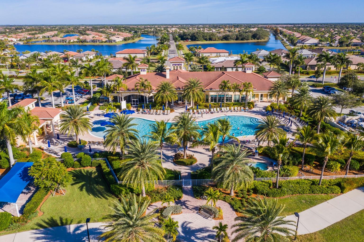 ISLANDWALK/THE WEST VLGS PH 5 - Residential