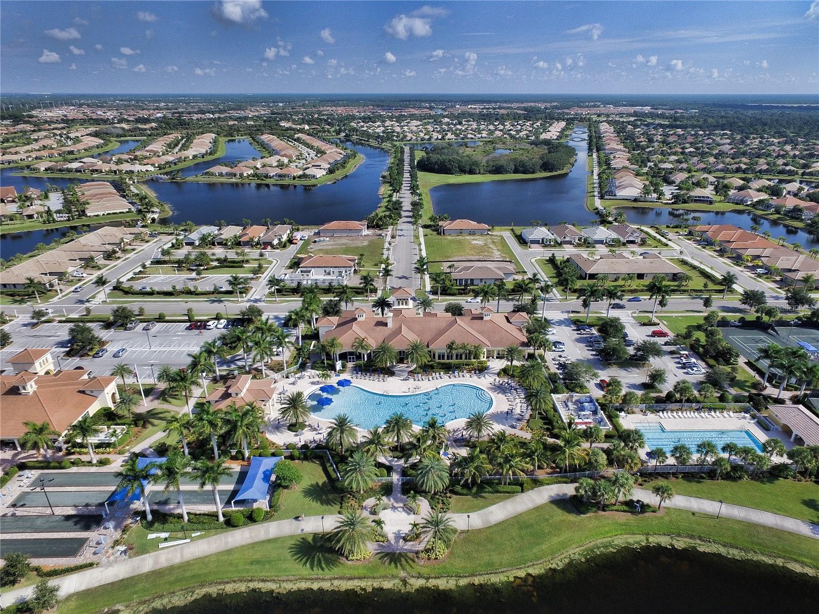 ISLANDWALK/THE WEST VLGS PH 5 - Residential