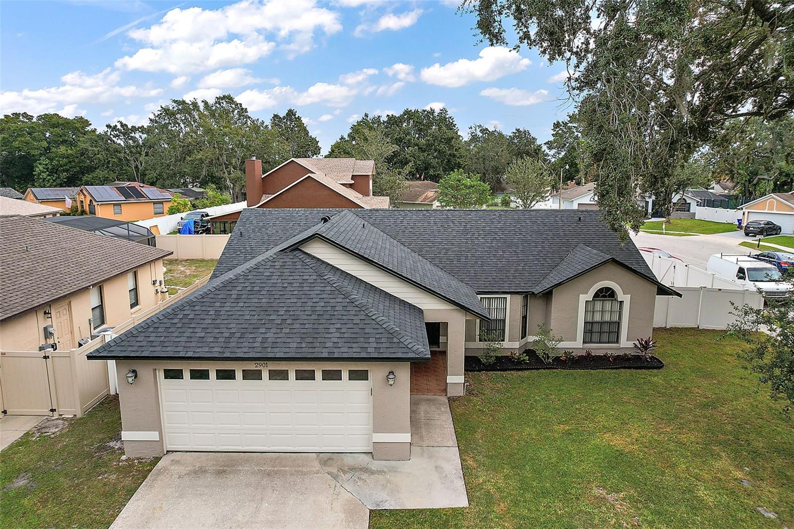 OAKS AT MILL RUN - Residential