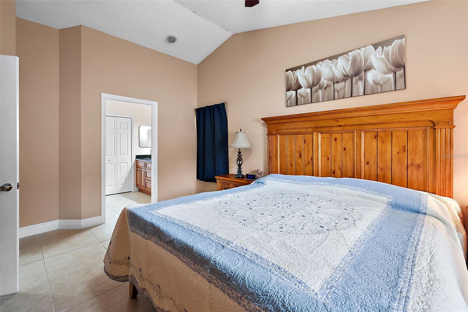 OAKS AT MILL RUN - Residential