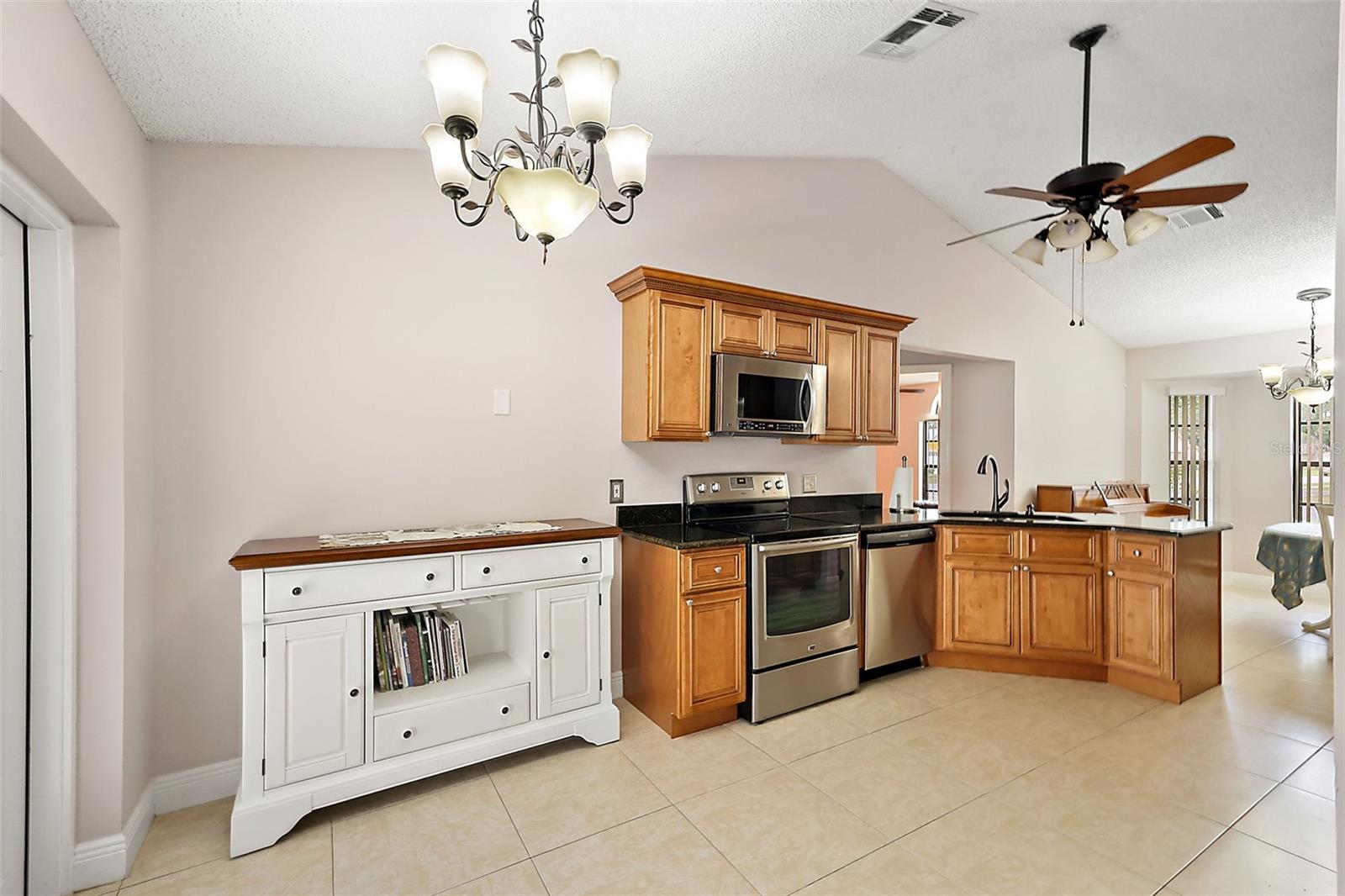 OAKS AT MILL RUN - Residential