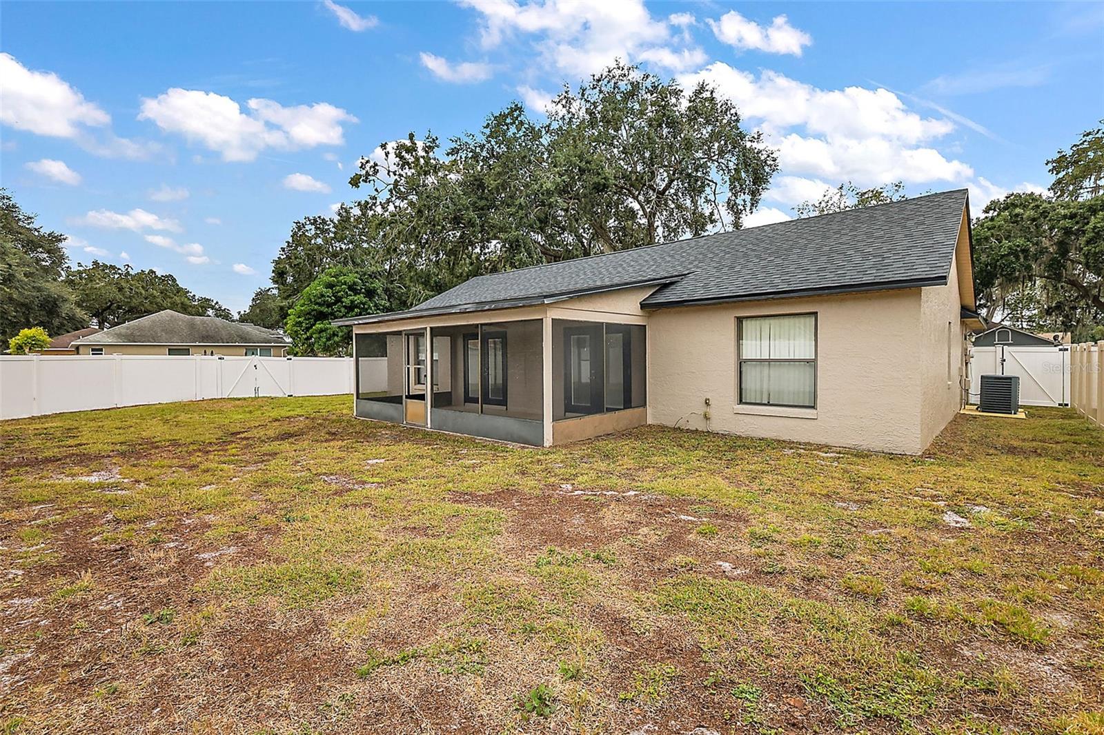 OAKS AT MILL RUN - Residential