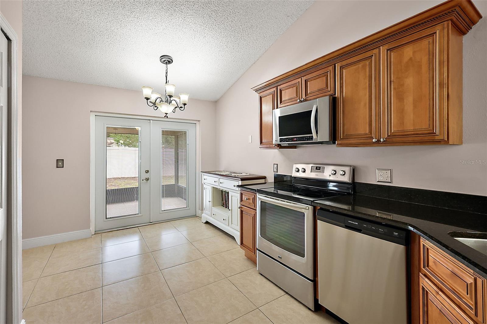 OAKS AT MILL RUN - Residential