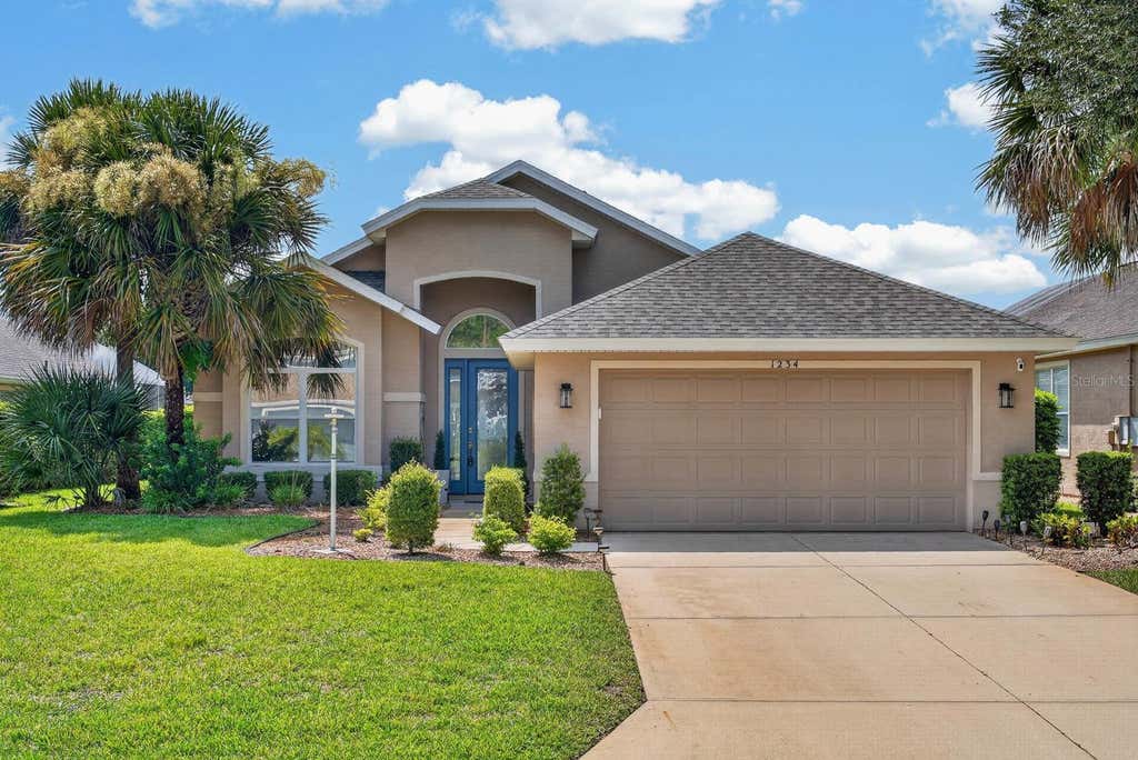 Photo of 1234 Crown Pointe Lane, Ormond Beach, FL 32174 (MLS # FC320394)