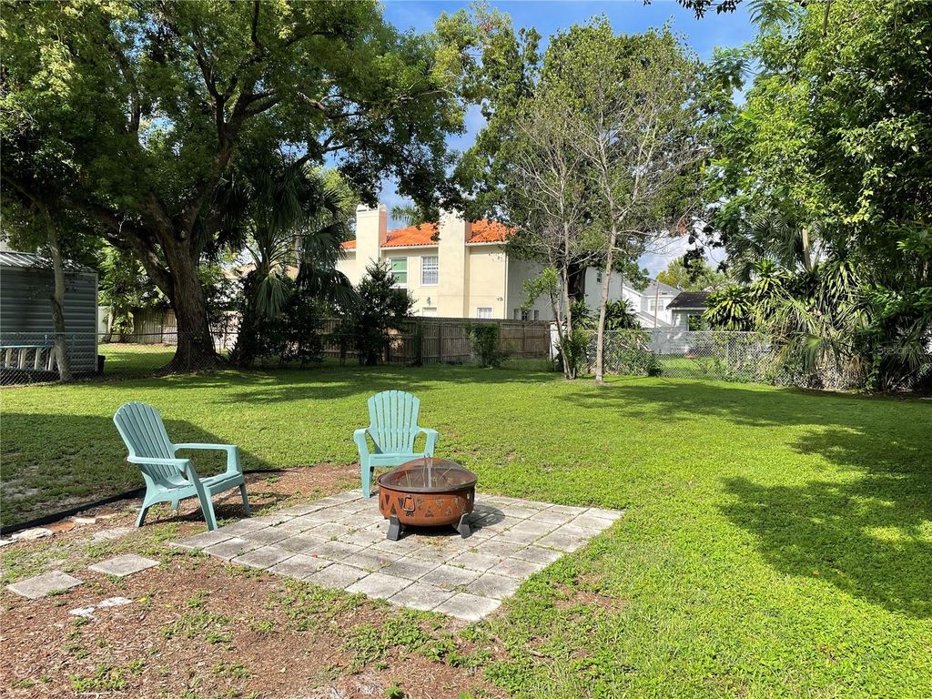 Photo of 303 S Audubon Avenue, Tampa, FL 33609 (MLS # TB8498054)