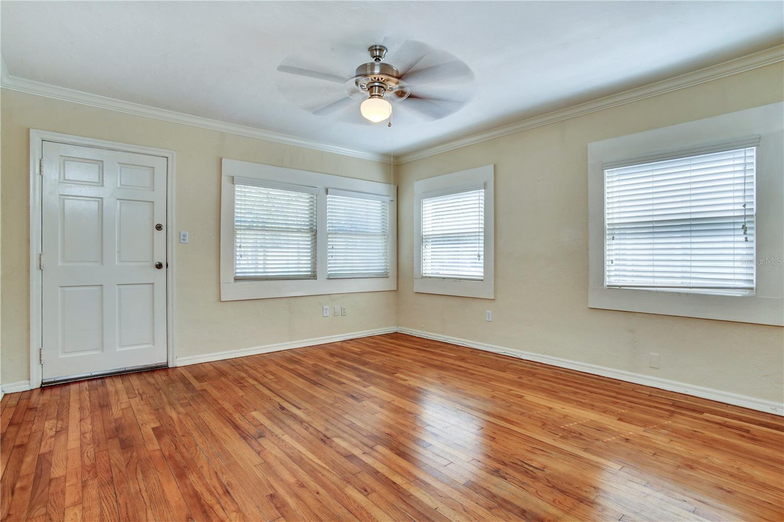 303 S AUDUBON AVENUE