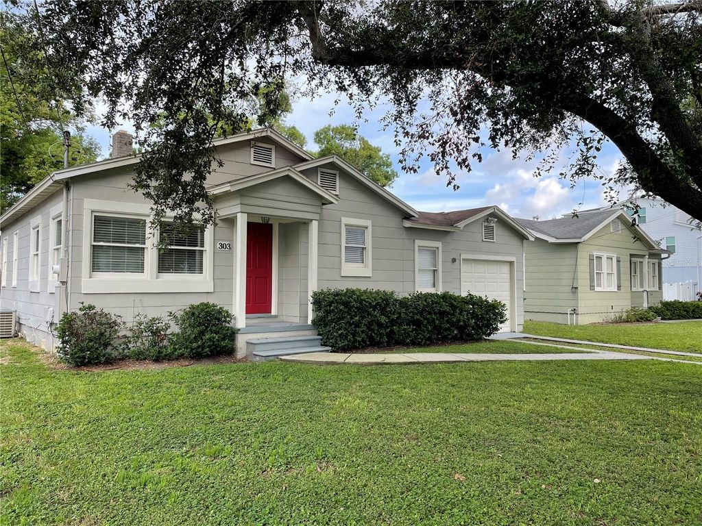Photo of 303 S Audubon Avenue, Tampa, FL 33609 (MLS # TB8498054)